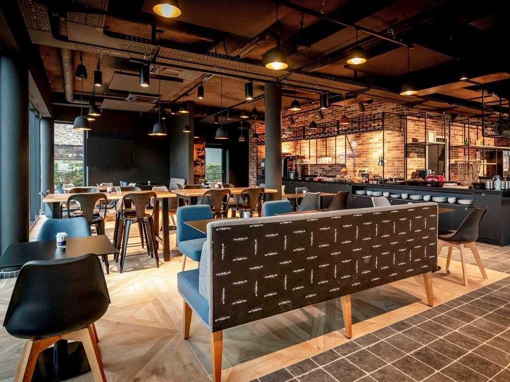 Ibis Styles Valenciennes Petite Foret Exterior foto